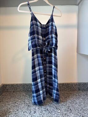 Universal Thread Blue Plaid Button-Up Dress
